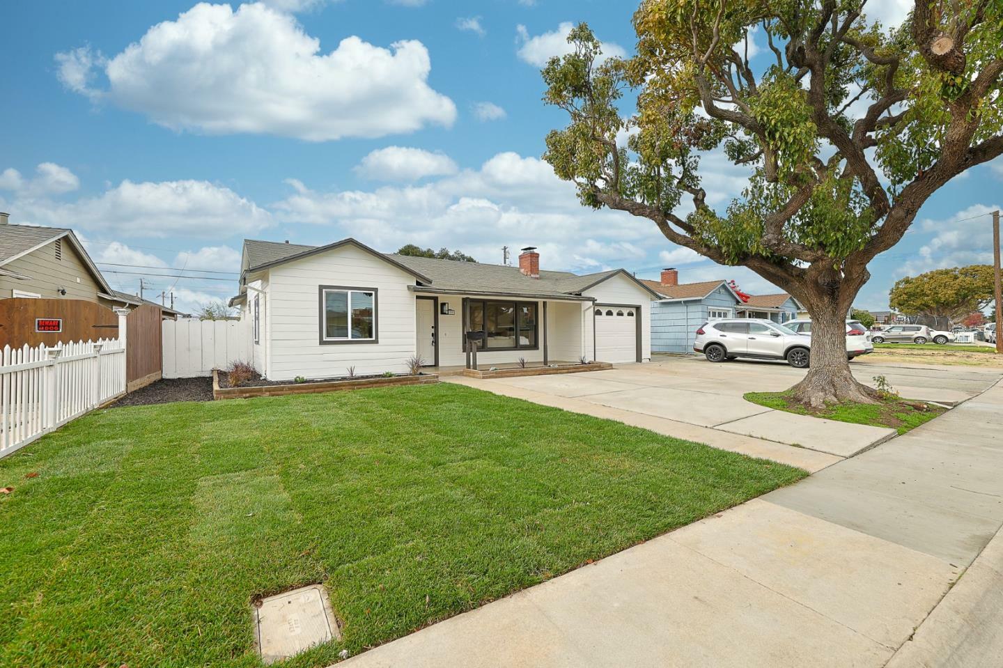 Property Photo:  225 Tapadero Street  CA 93906 