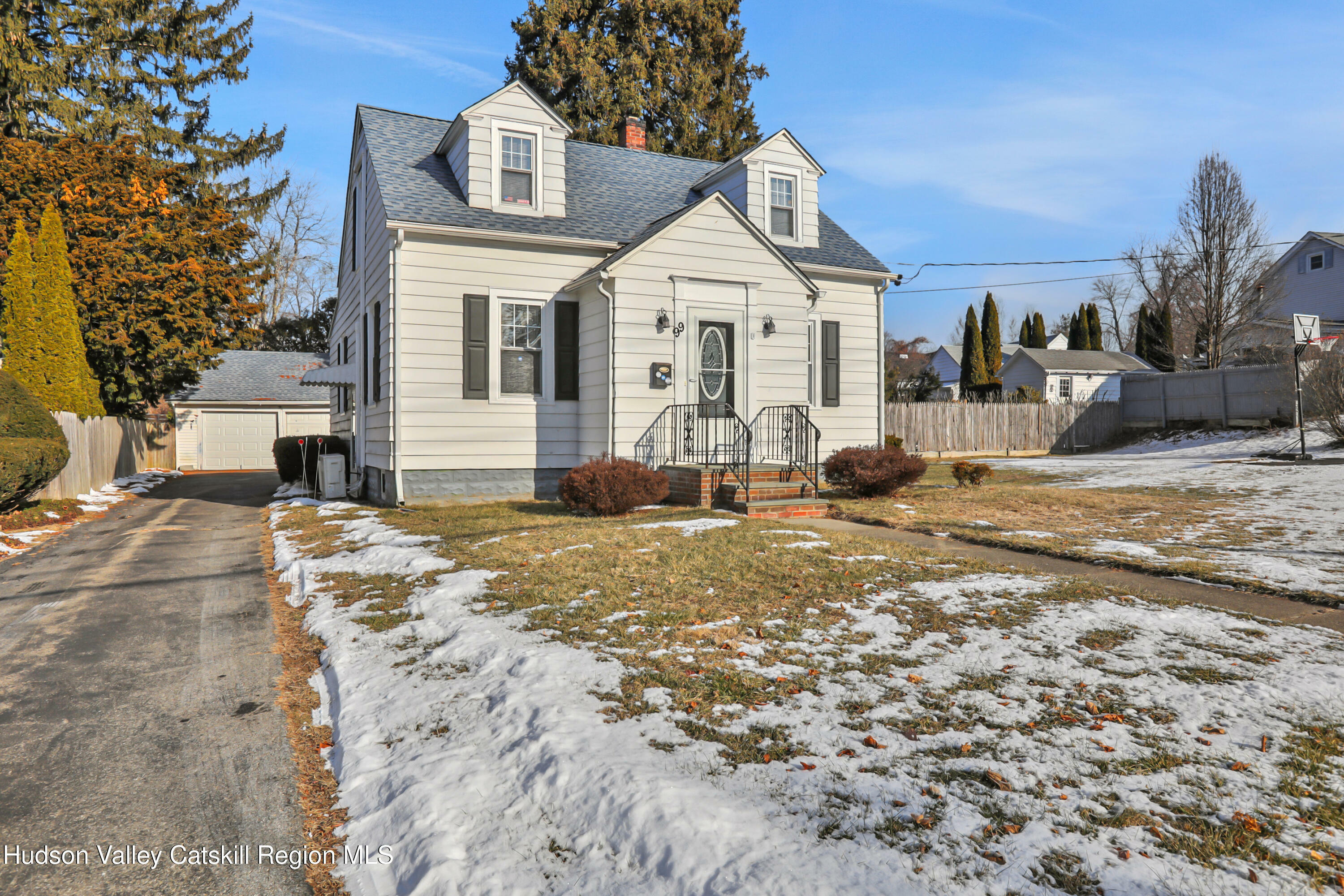 Property Photo: 99 Shufeldt NY 12401