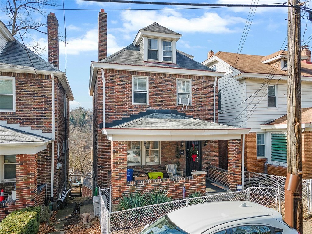 Property Photo:  2302 Fairland Street  PA 15210 