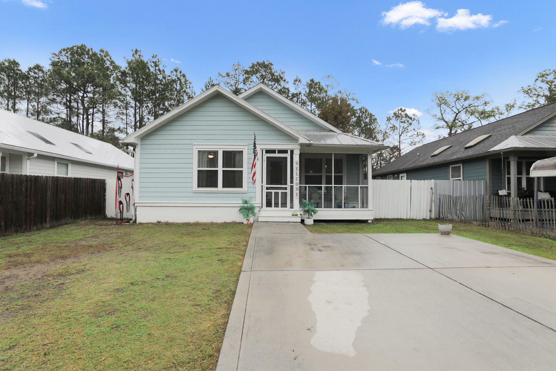 Property Photo:  29 Santa Pine Street  FL 32459 