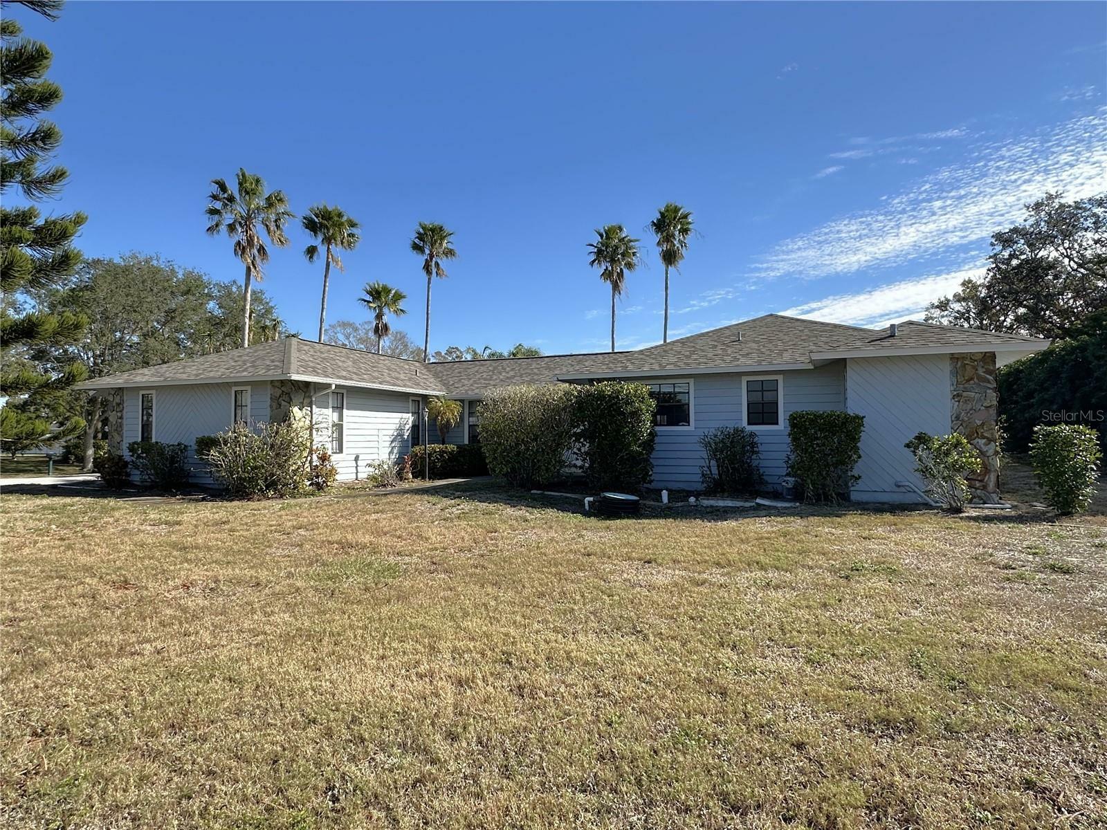 Property Photo:  461 S Florida Avenue  FL 34689 