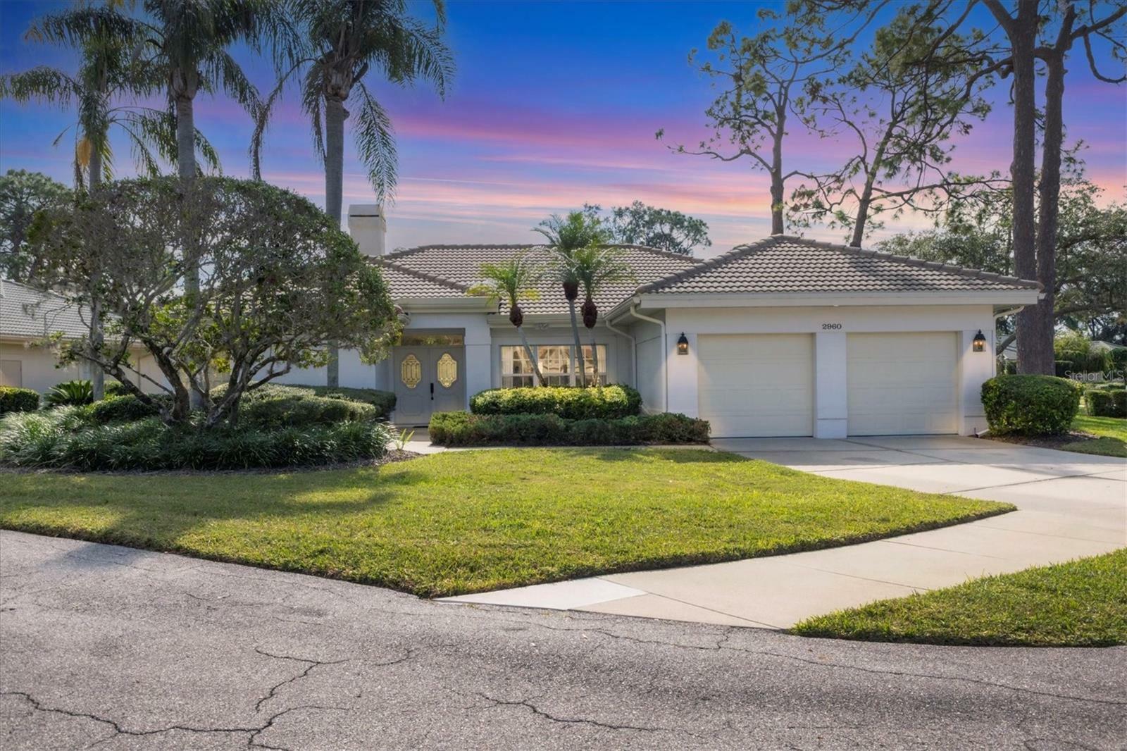 Property Photo: 2960 Sandringham Place FL 34235