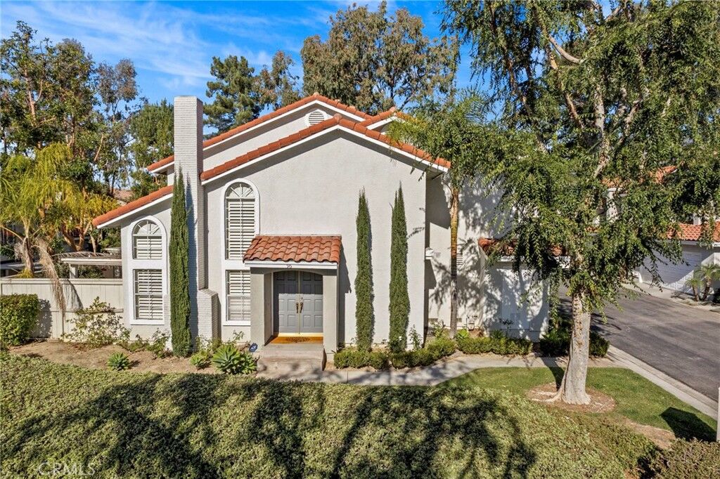 Property Photo:  96 Wild Horse Loop  CA 92688 