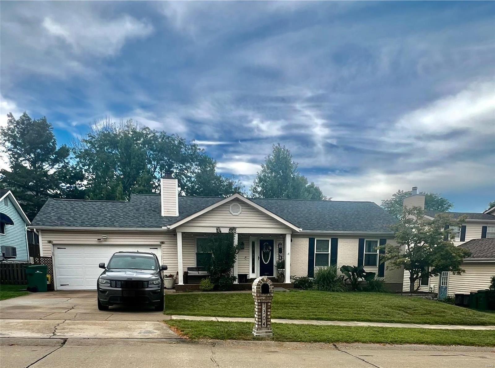 Property Photo: 1304 Point Mariner Drive MO 63026