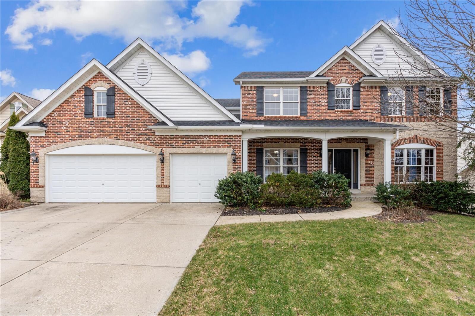 Property Photo: 516 Old Moray Place MO 63301