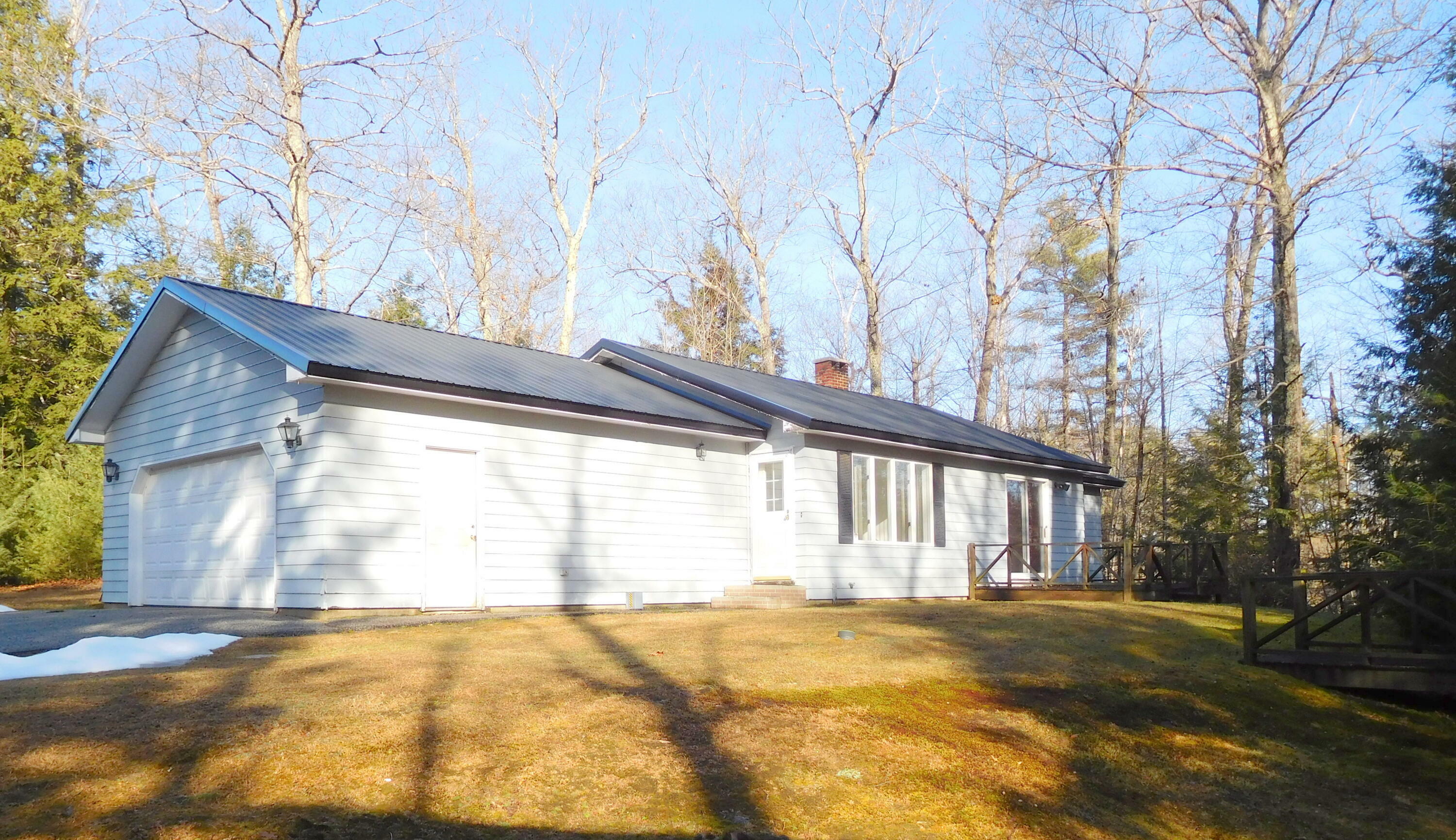 Property Photo:  146 Dyer Road  ME 04240 