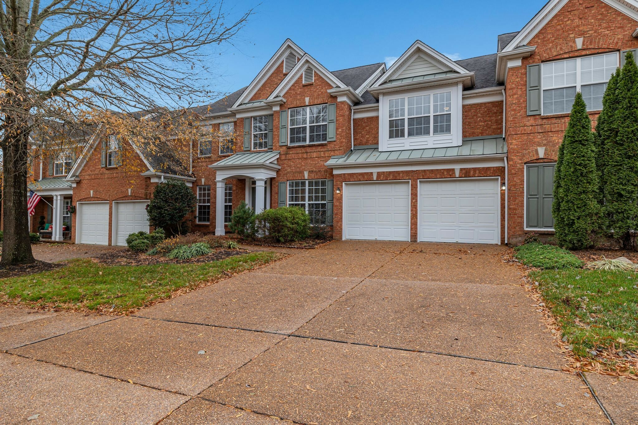 Property Photo:  405 Chatsworth Ct  TN 37064 