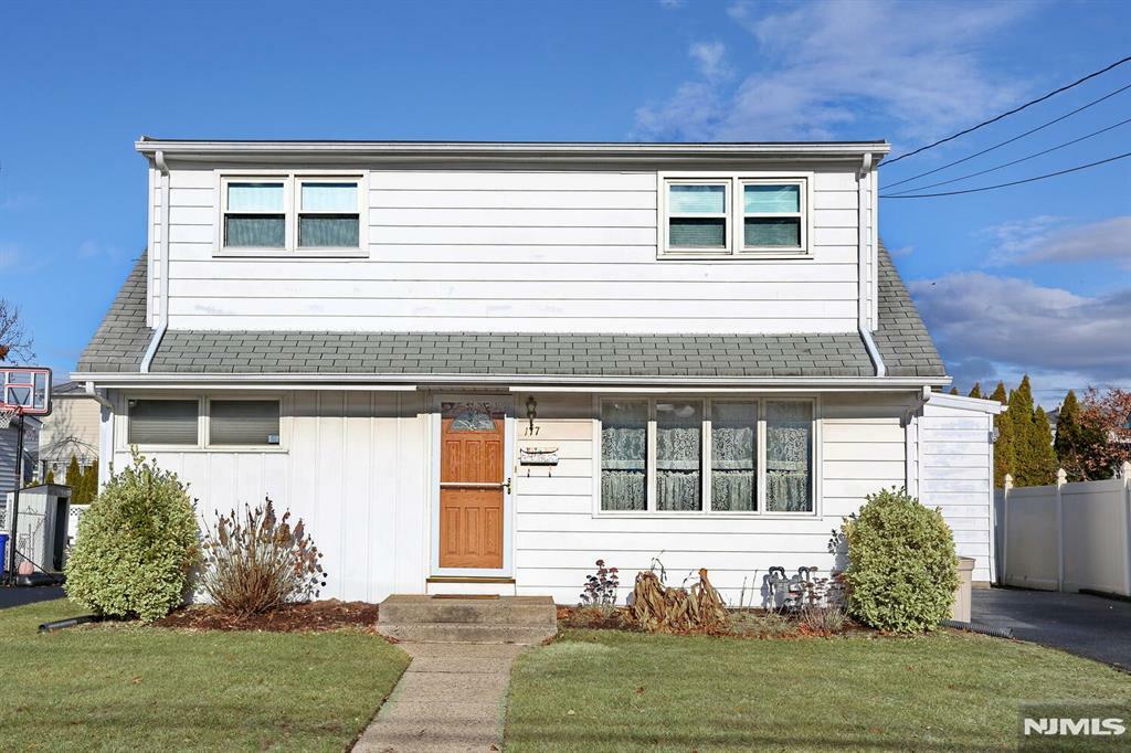 Property Photo:  177 Cambridge Avenue  NJ 07663 