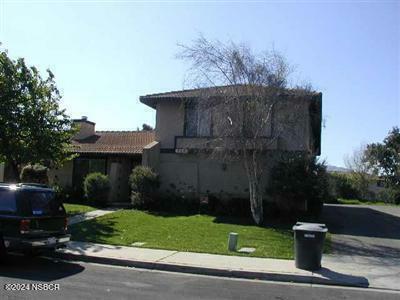 Property Photo: 620 Summerwood Lane CA 93436