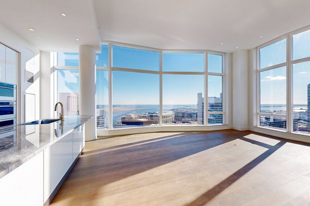 Property Photo: 240 Devonshire Street 4908 MA 02110
