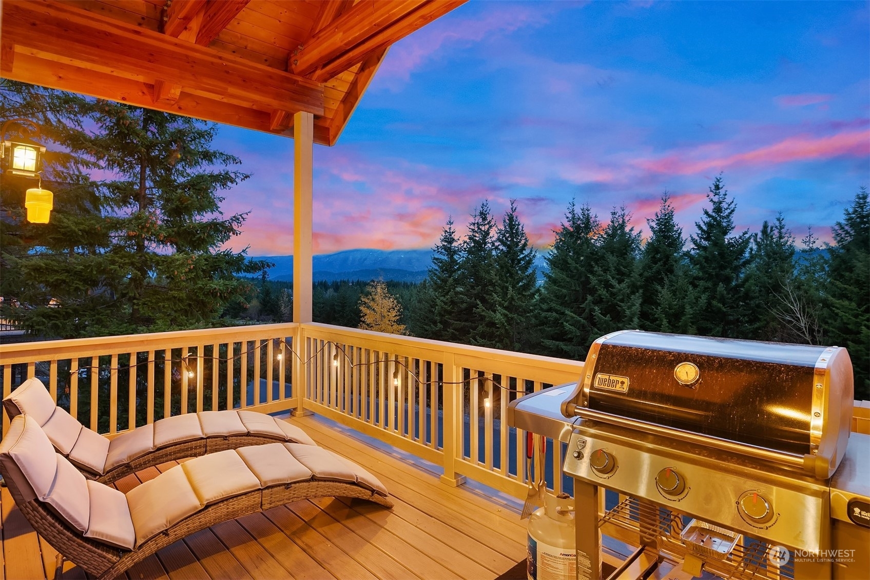 Property Photo:  600  Paintbrush Lane  WA 98940 