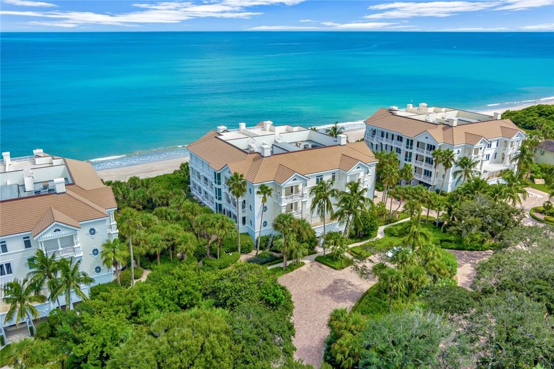 Property Photo: 200 Beachview Drive 2S FL 32963