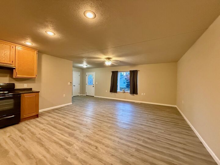 Property Photo:  201 NE 3rd Ave  SD 57401 
