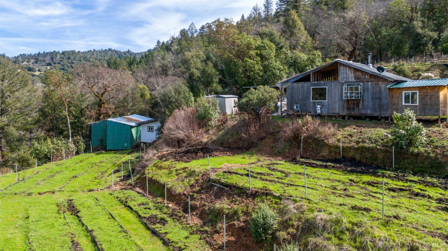 Property Photo:  41575 Covelo Road  CA 95490 