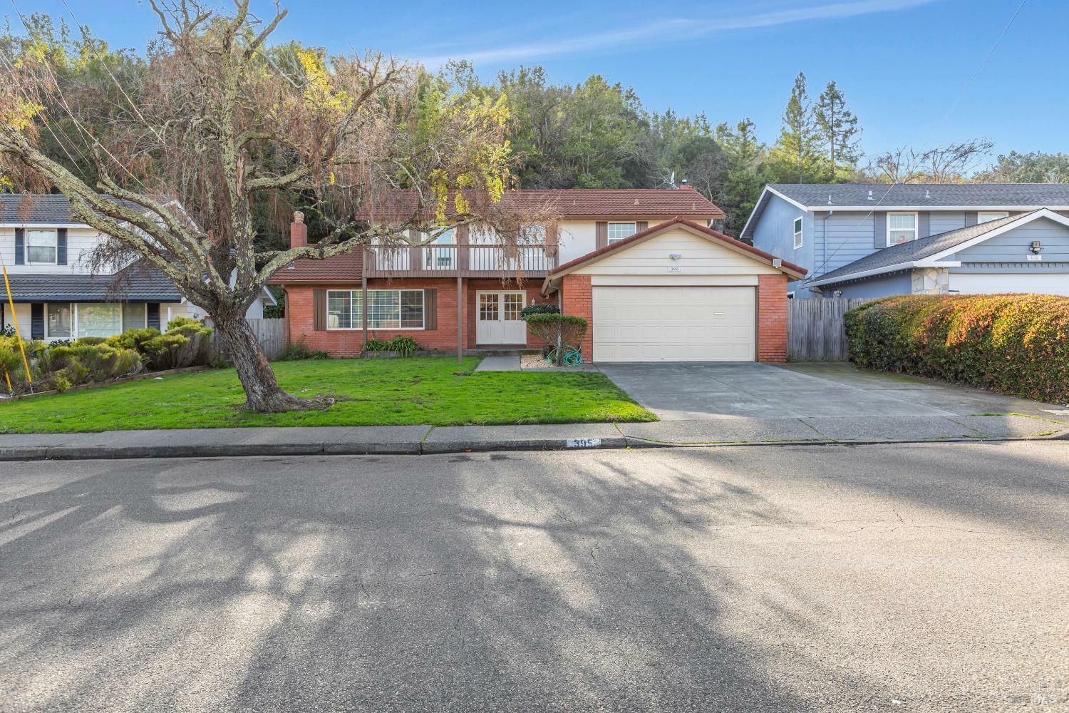 Property Photo:  395 Marin Oaks Drive  CA 94949 