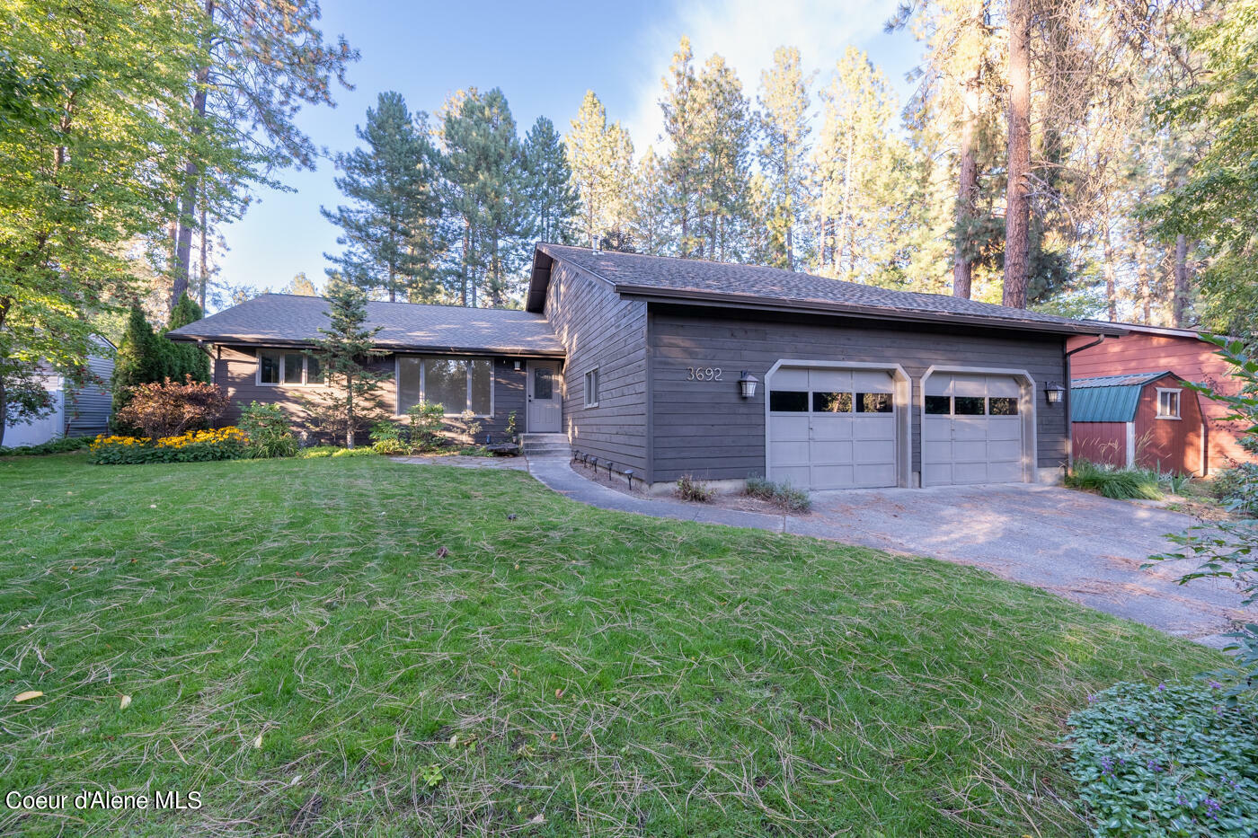 Property Photo:  3692 W Fairway Dr  ID 83815 