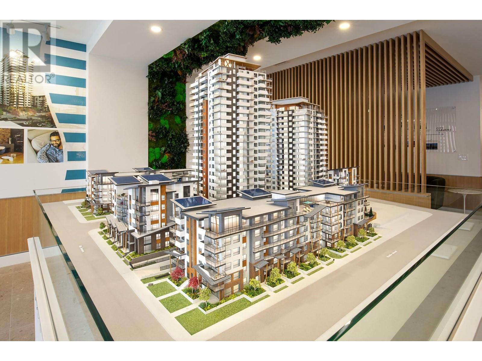 Property Photo: 460 Nicola Street 1903 BC V2H 1T7