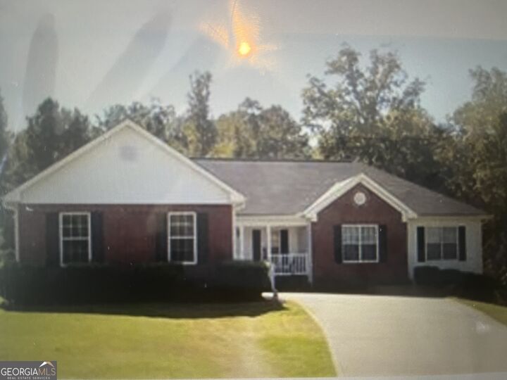 155 Vinnys Way  Covington GA 30014 photo