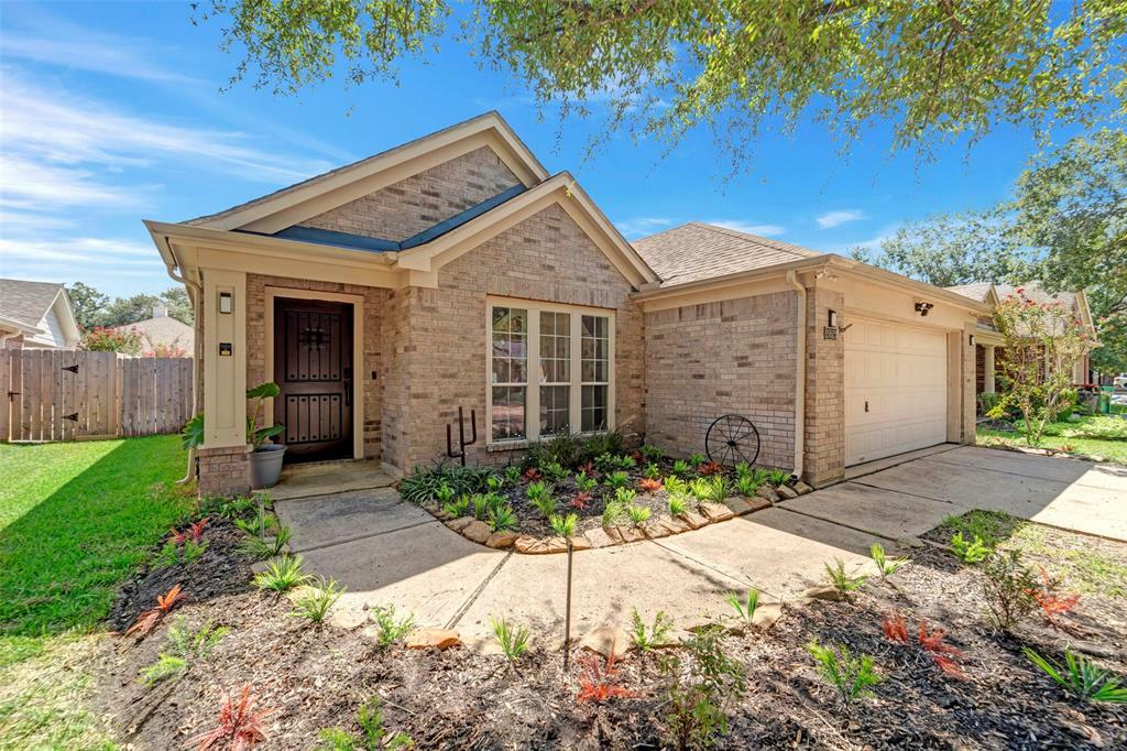 Property Photo:  20523 Daisy Bloom Court  TX 77433 