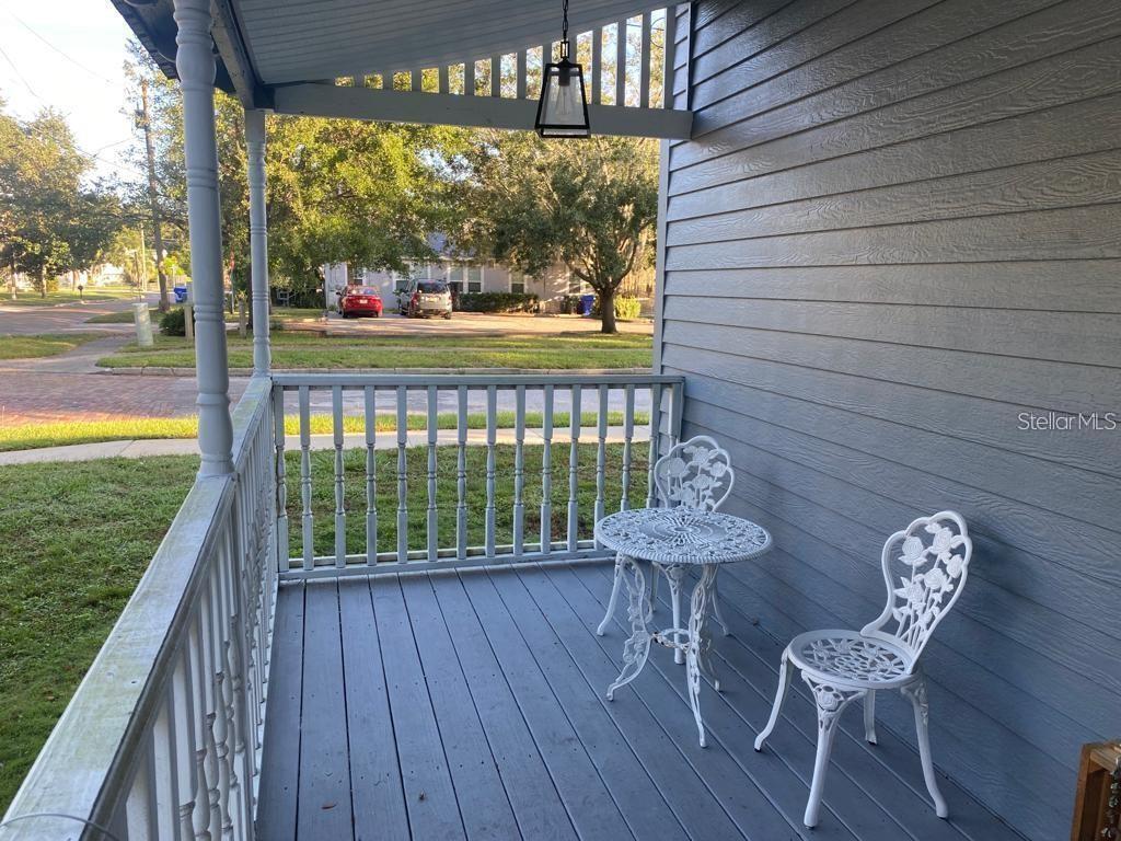 Property Photo: 21 N Beaumont Avenue B FL 34741
