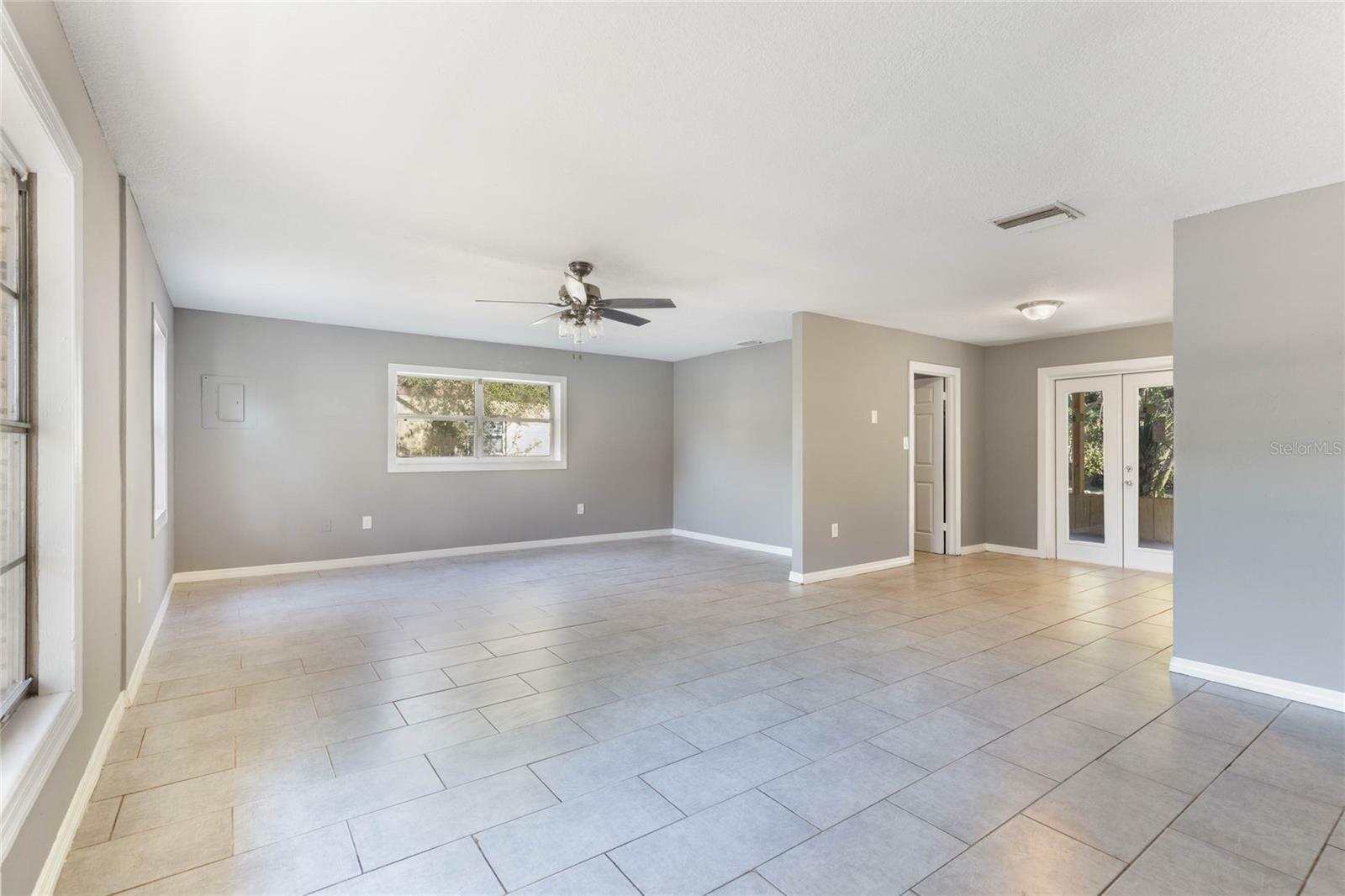 Property Photo: 540 Fern Avenue FL 32778
