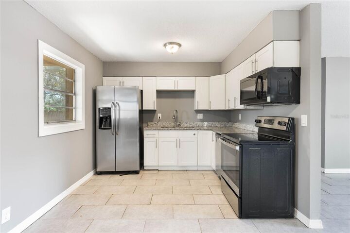 Property Photo:  540 Fern Avenue  FL 32778 