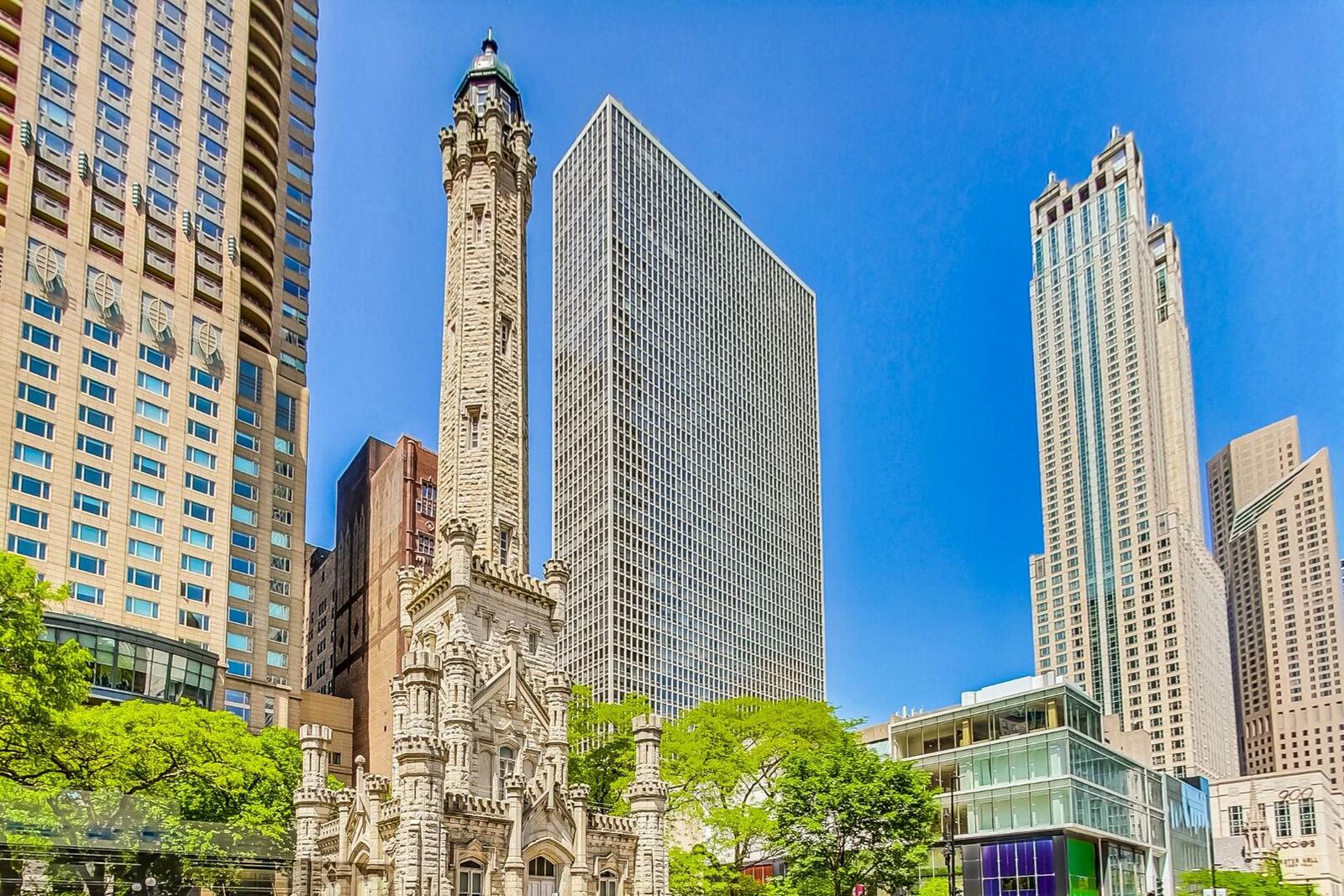 Property Photo:  111 E Chestnut Street 21B  IL 60611 