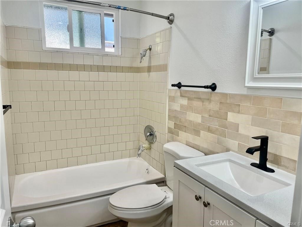 Property Photo:  723 N Del Valle  CA 91744 