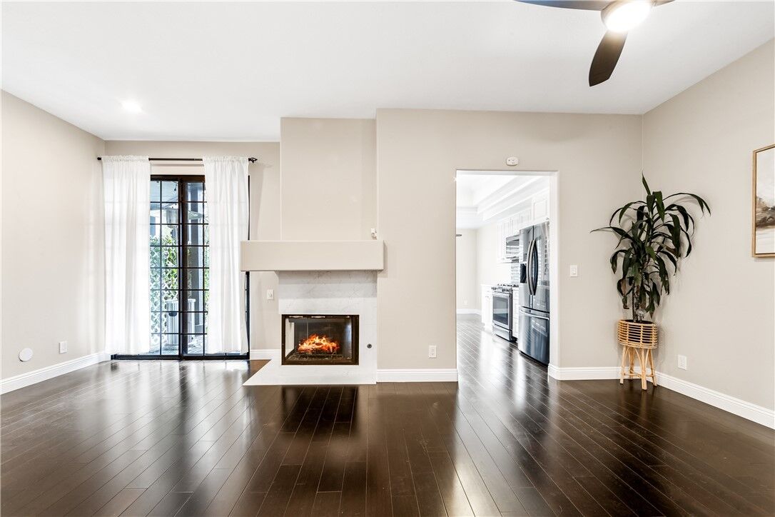 Property Photo:  8122 Seawater Drive 104  CA 92646 