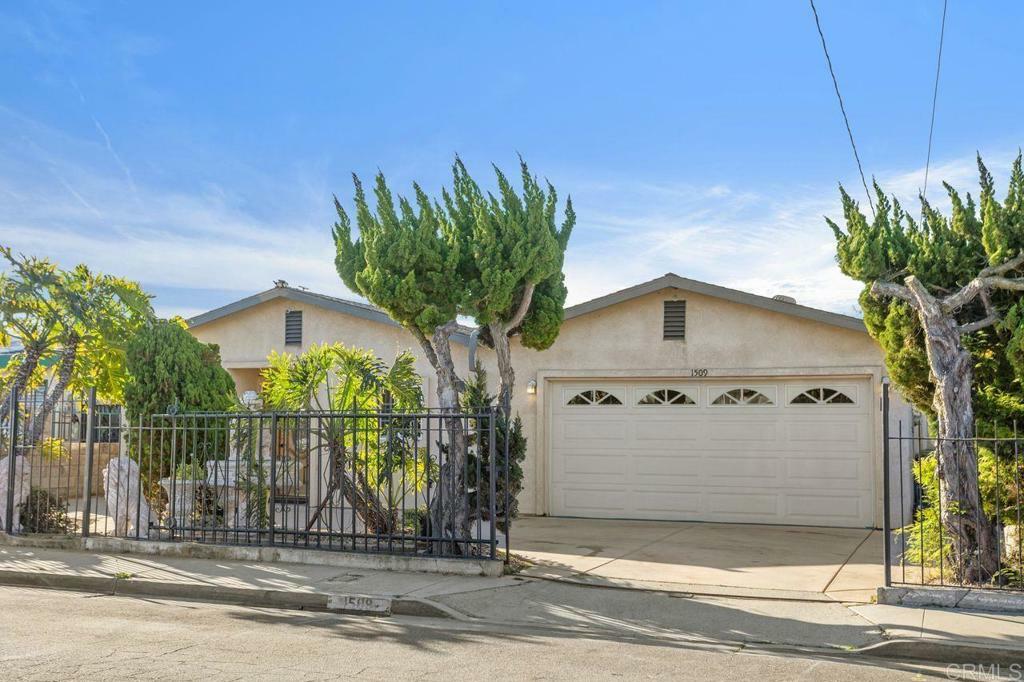 Property Photo:  1509 Loretta Street  CA 92058 