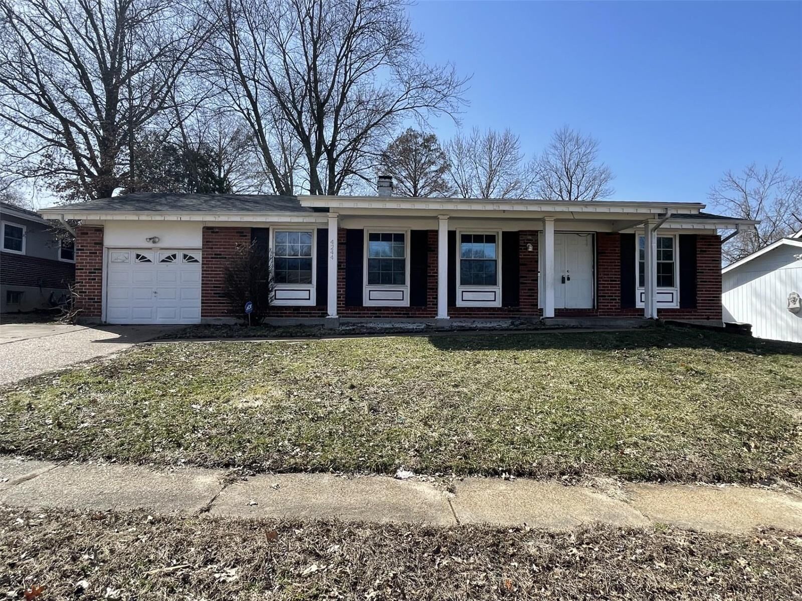 Property Photo: 4244 Miletus Drive MO 63033