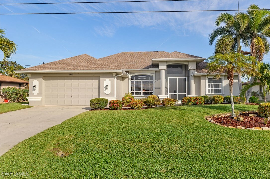 Property Photo:  1915 SE 2nd Street  FL 33990 