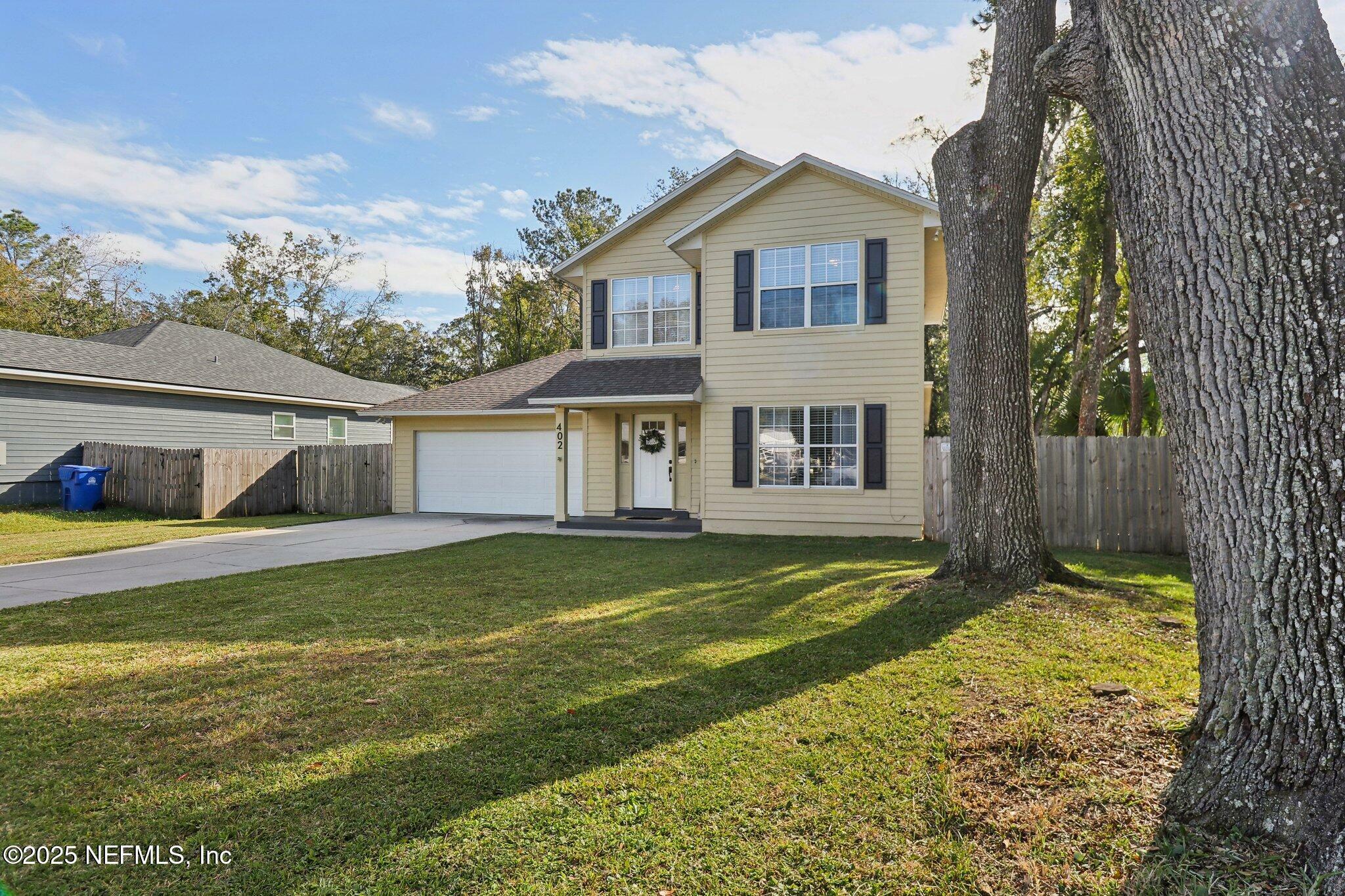 Property Photo:  402 E Cochran Avenue  FL 32145 