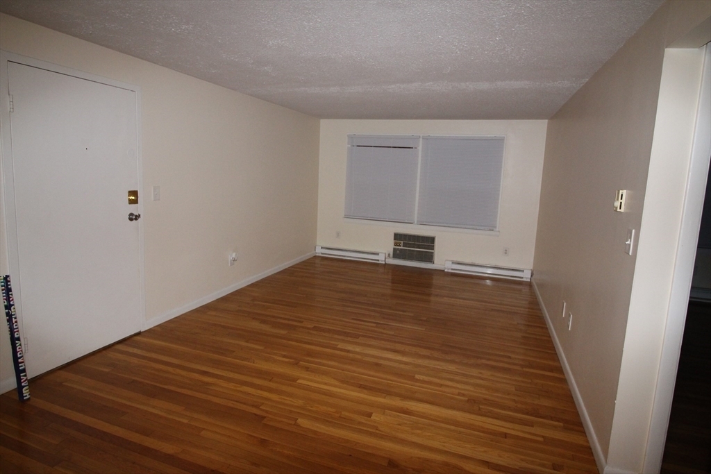 Property Photo:  320 Nesmith Street 24  MA 01852 