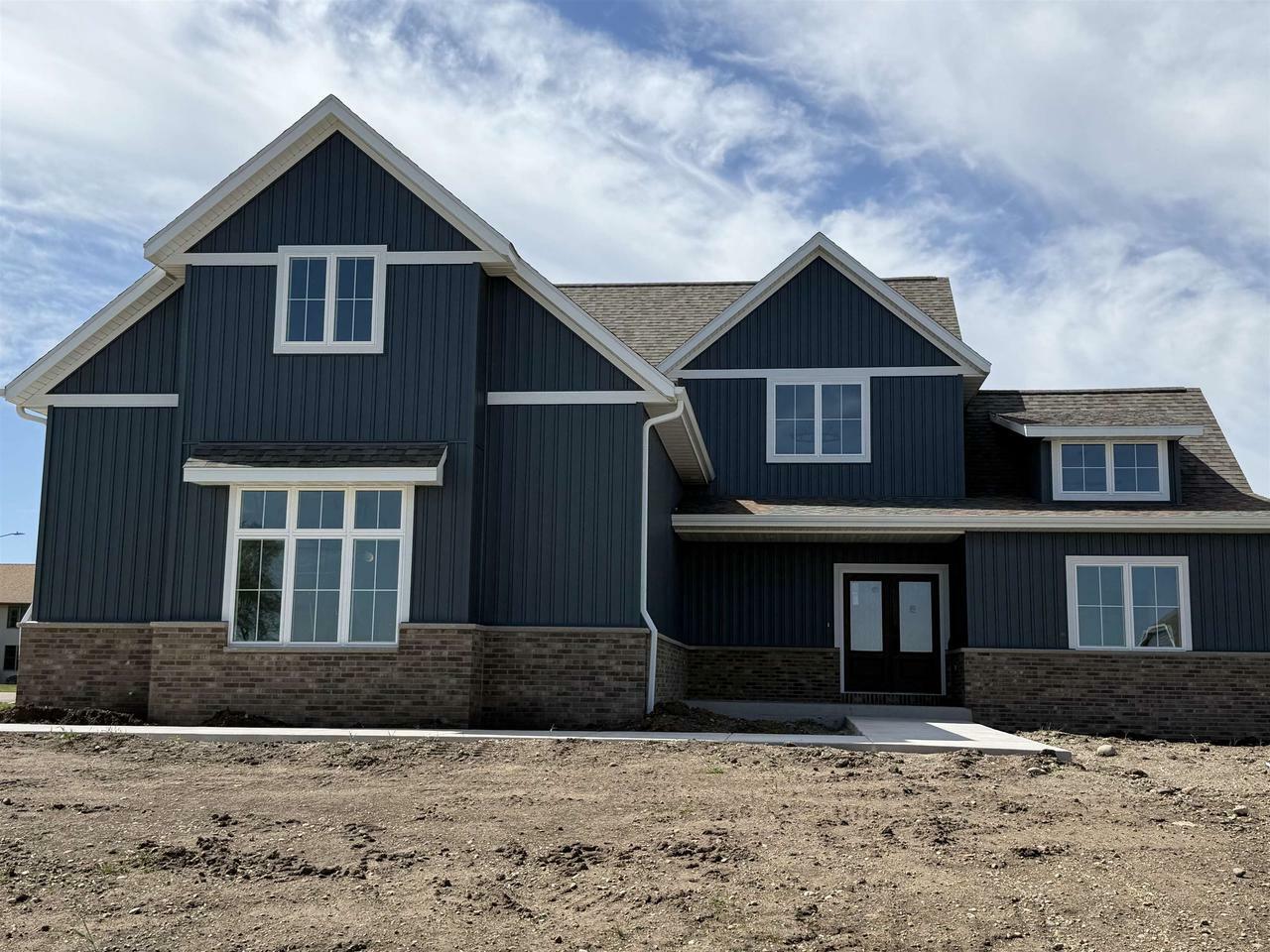 3196 Jackdaws Drive  Beloit WI 53511 photo