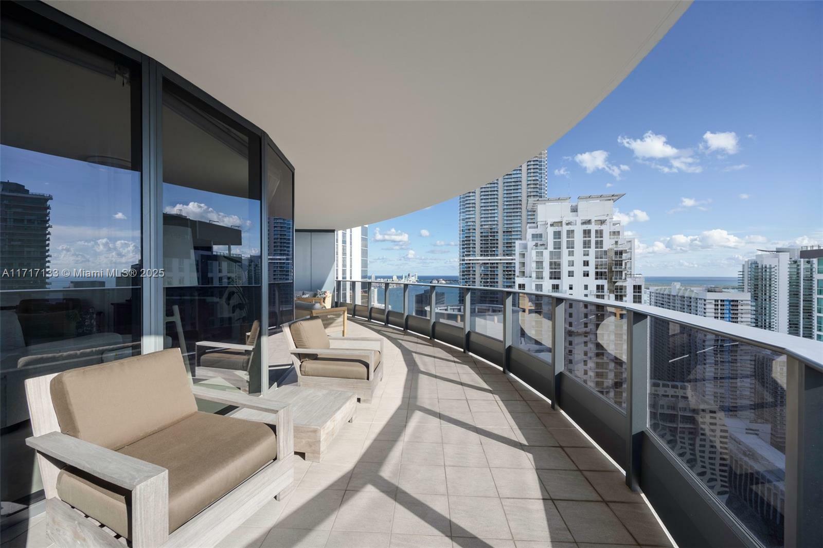 Property Photo:  1000 Brickell Plz 4402  FL 33131 