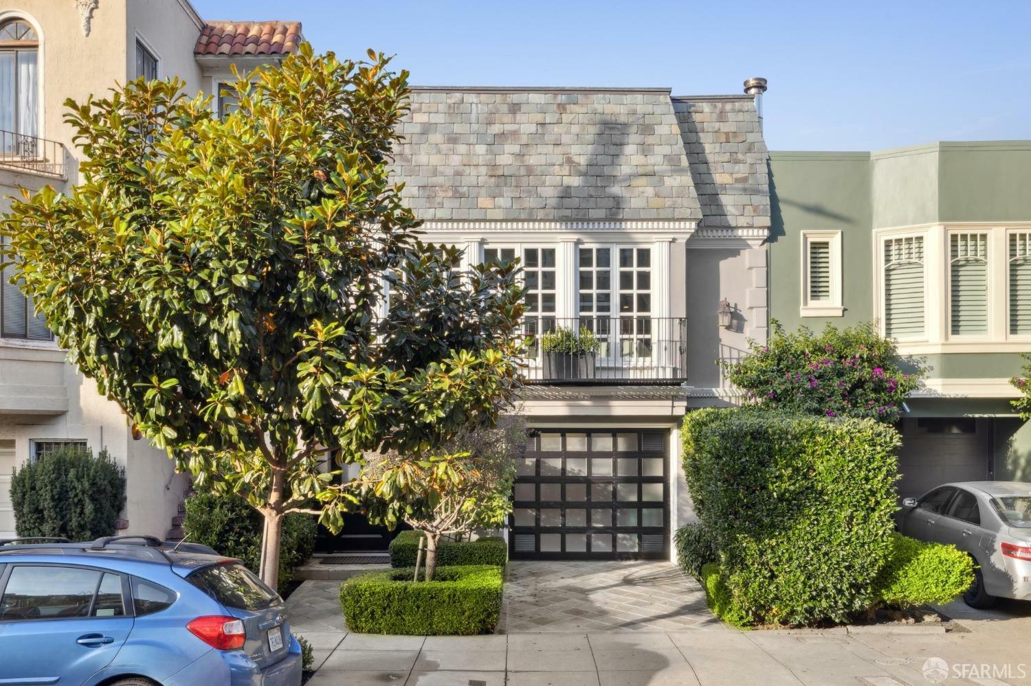 Property Photo: 2258 Beach Street CA 94123