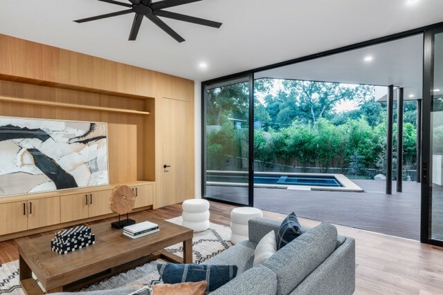 1121 Bluebonnet Lane  Austin TX 78704 photo