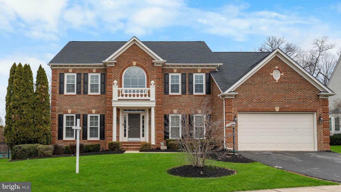 Property Photo: 13434 Pearson Valley Lane VA 20120
