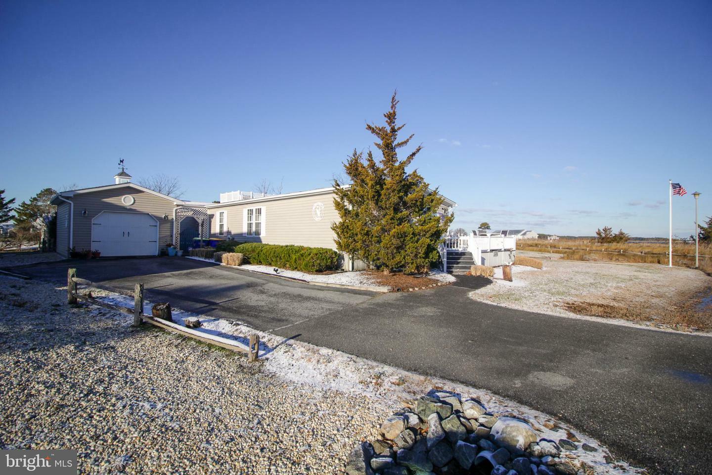 Property Photo: 26279 Bayside Drive 175 DE 19966