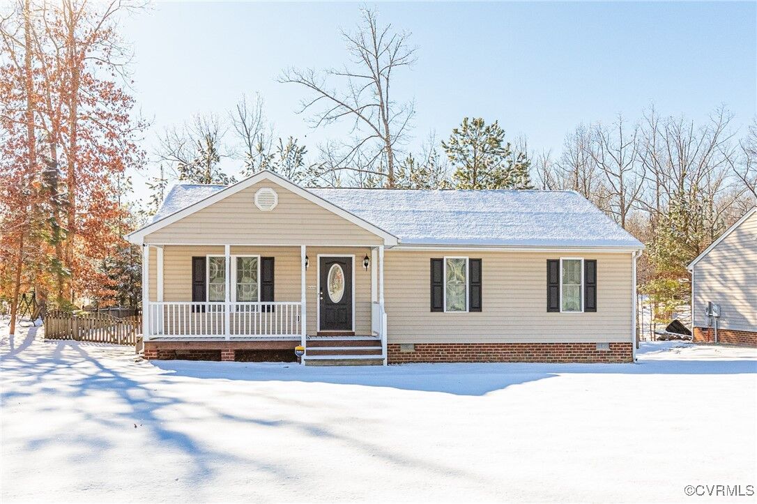 Property Photo: 113 Central Crossing Terrace VA 23009