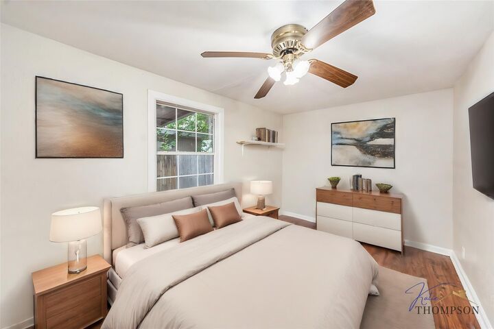 Property Photo:  1131 Louise Street  TX 77009 