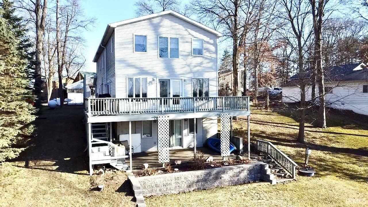 Property Photo: 10052 N Eagle Island Road IN 46784