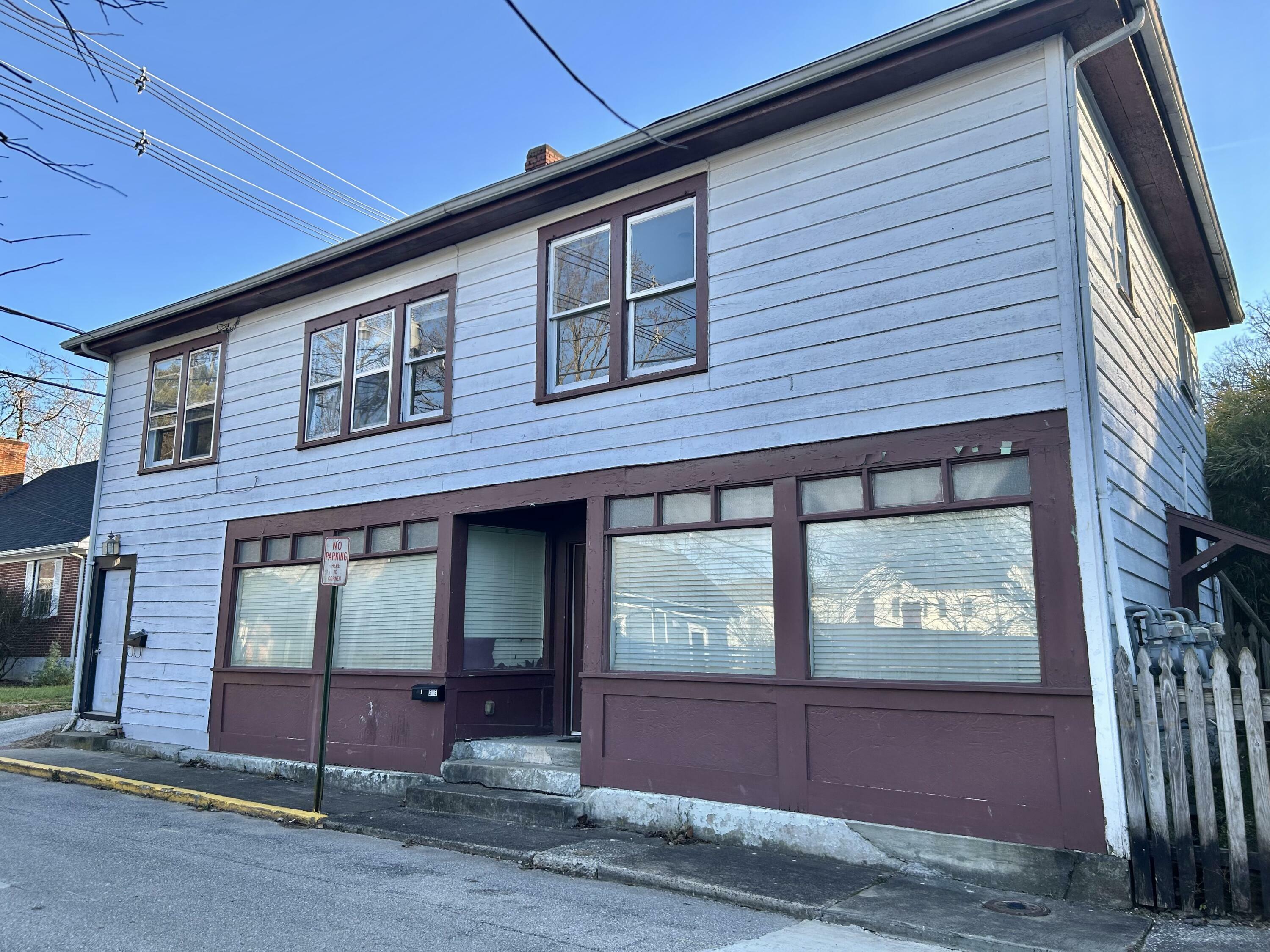 Property Photo:  211 New Street  KY 40601 