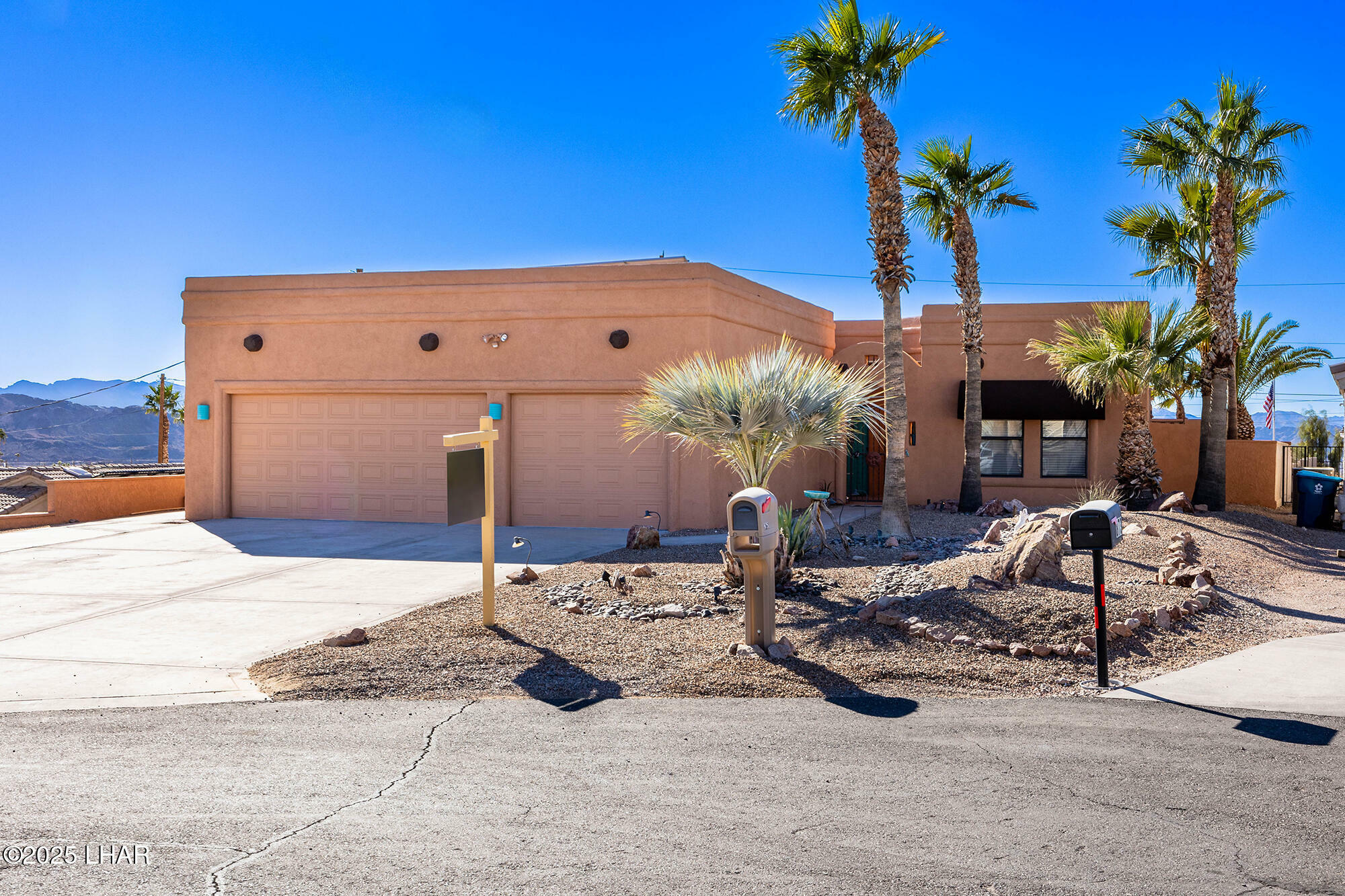 Property Photo:  875 Wallingford Pl  AZ 86406 