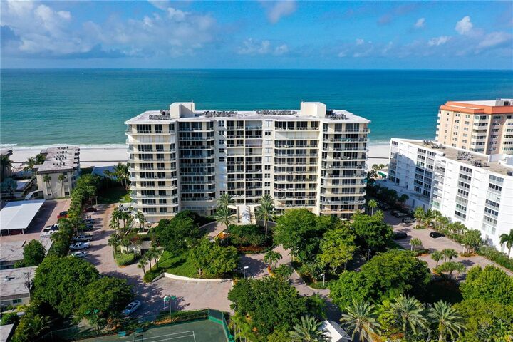 Property Photo: 1800 Benjamin Franklin Drive A405 FL 34236