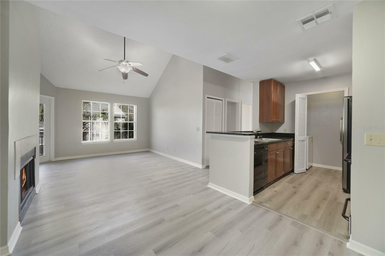 Property Photo: 6148 Westgate Drive 301 FL 32835