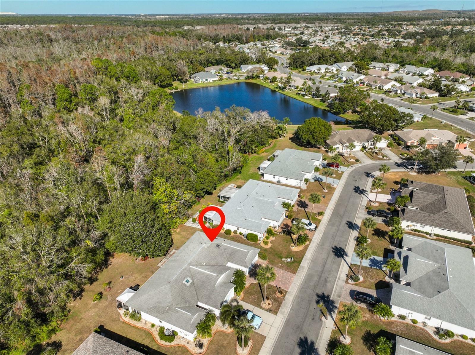 Property Photo:  1936 Grand Cypress Lane  FL 33573 