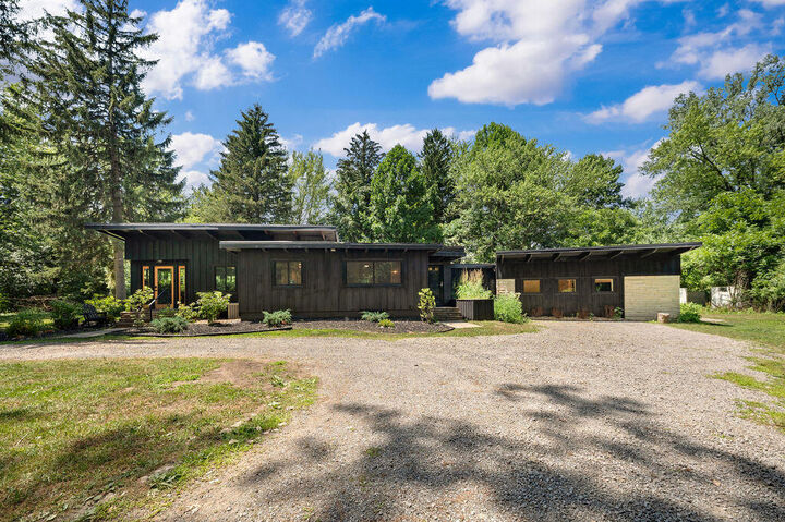 Property Photo: 5831 Browntown Road MI 49125