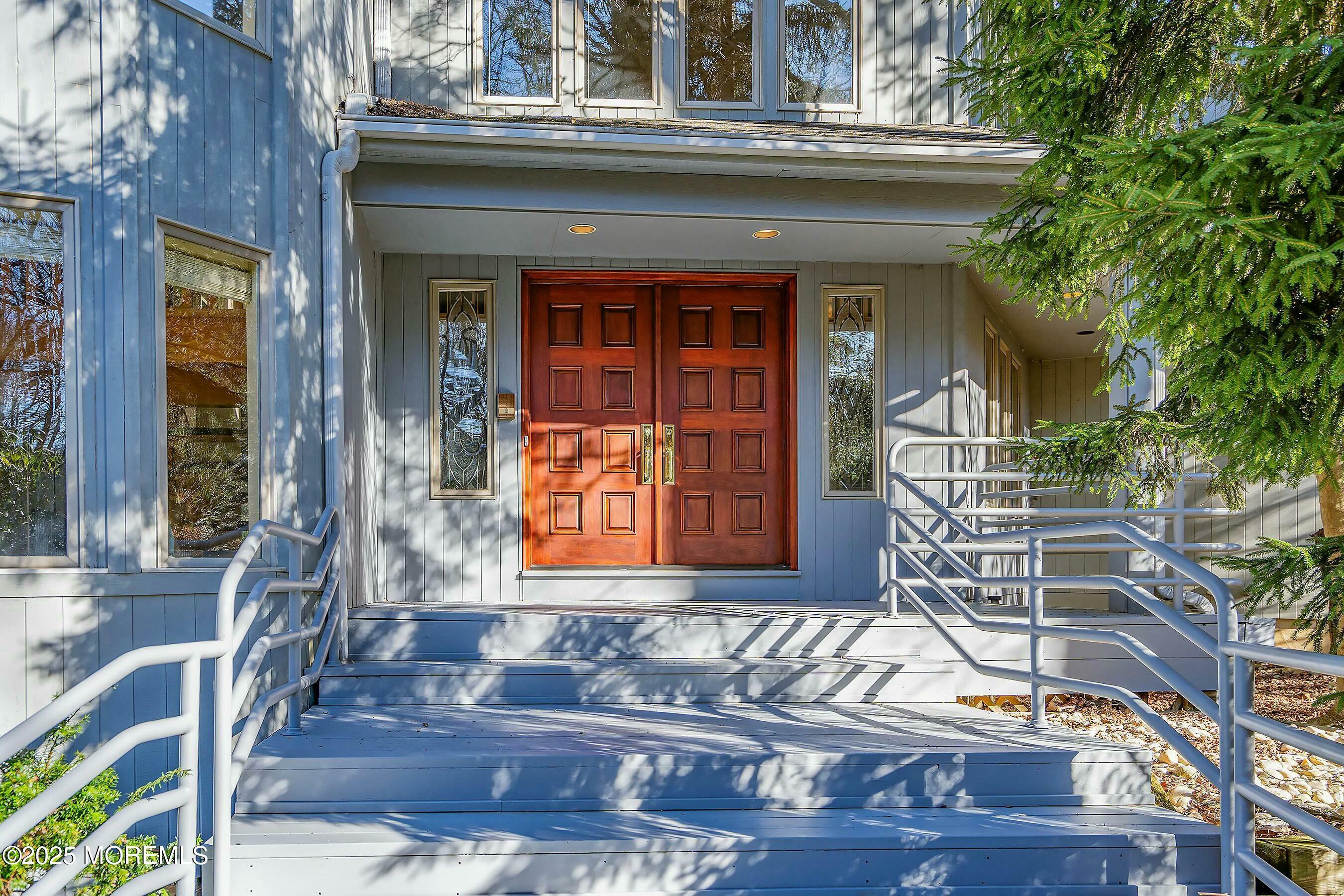 Property Photo: 7 Jayhawk Way NJ 07733